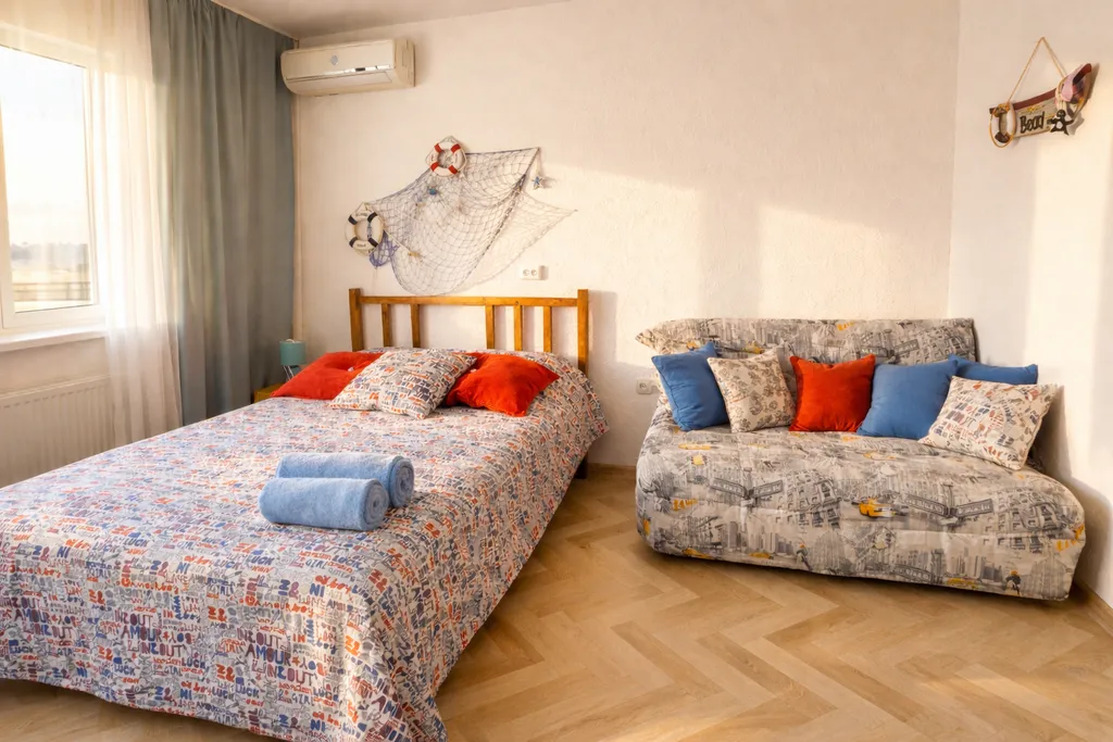 Студия с видом на море