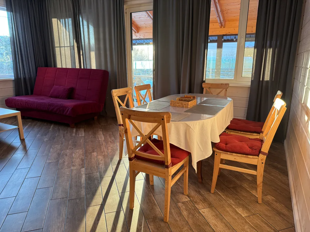 Коттедж Дом с камином, где можно приготовить пиццу в печи. Красное Село — Красное Село