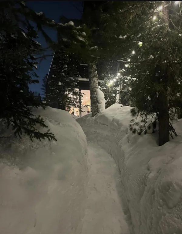 Коттедж Уютный домик — Шерегеш