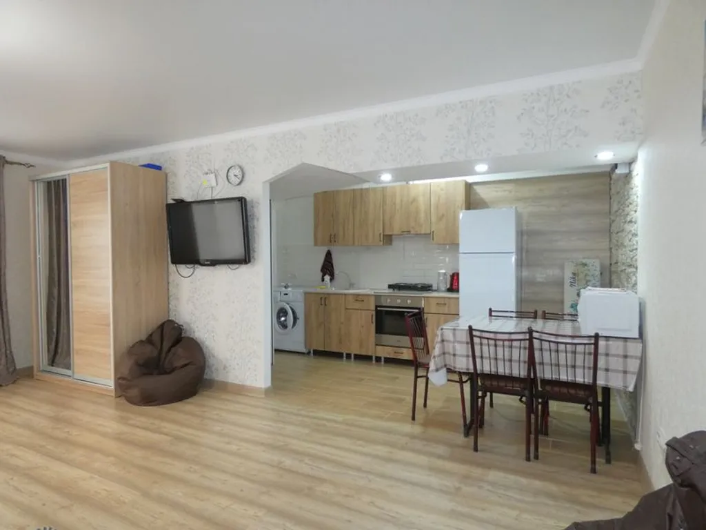 Квартира Апартаменты в центре города — Сухум