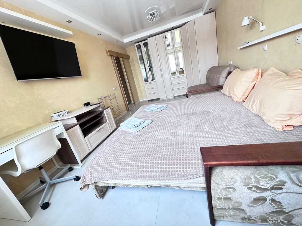 Квартира 3-комнатная квартира премиум-класса в центре у метро — Москва