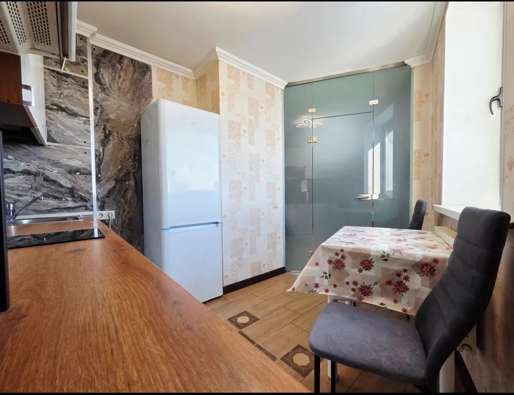 Двухкомнатные апартаменты в башне Красный Кит