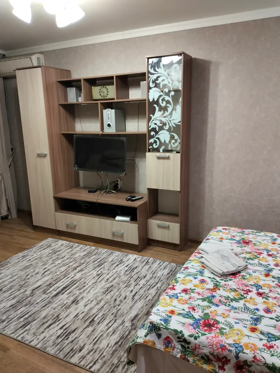 Квартира в центре напротив памятника победы