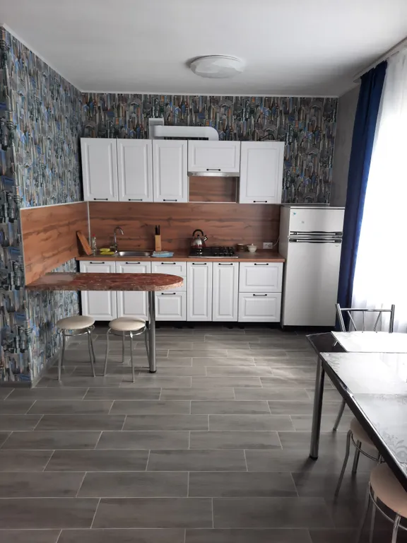 Уютный новый коттедж недалеко от центра города — аренда посуточно в Ростов Великий