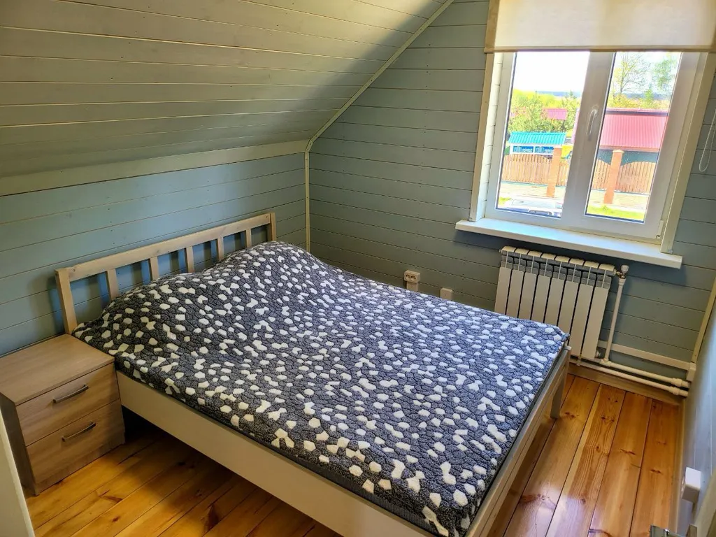 Дом с сауной в 200 метрах от озера, с 5 спальнями, качелями и мангалом