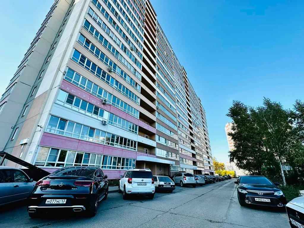 Студия рядом с улицей Ленина