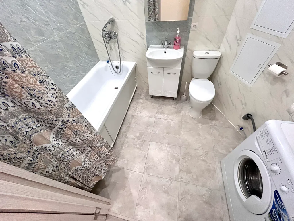 Уютная квартира на Солнечном бульваре с красивым видом из окна