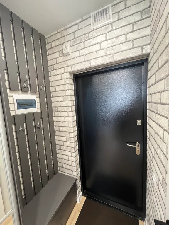 Студия в новом доме рядом с кадетским училищем