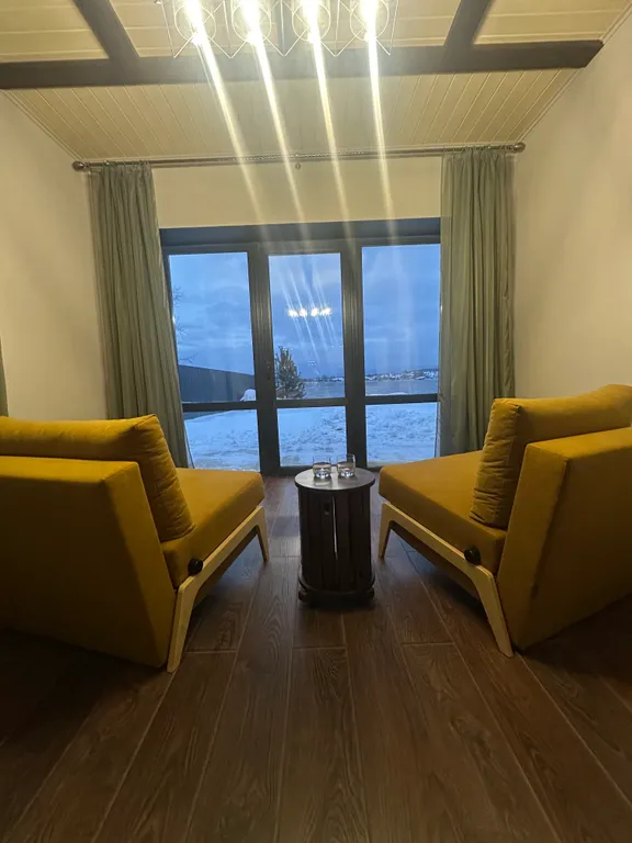 Коттедж "Грей Вилла"  на берегу водоема с потрясающими видами