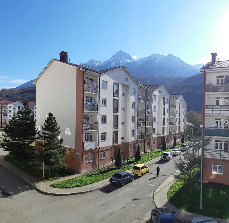 Квартира в центре горнолыжного курорта напротив казино с видом на горы