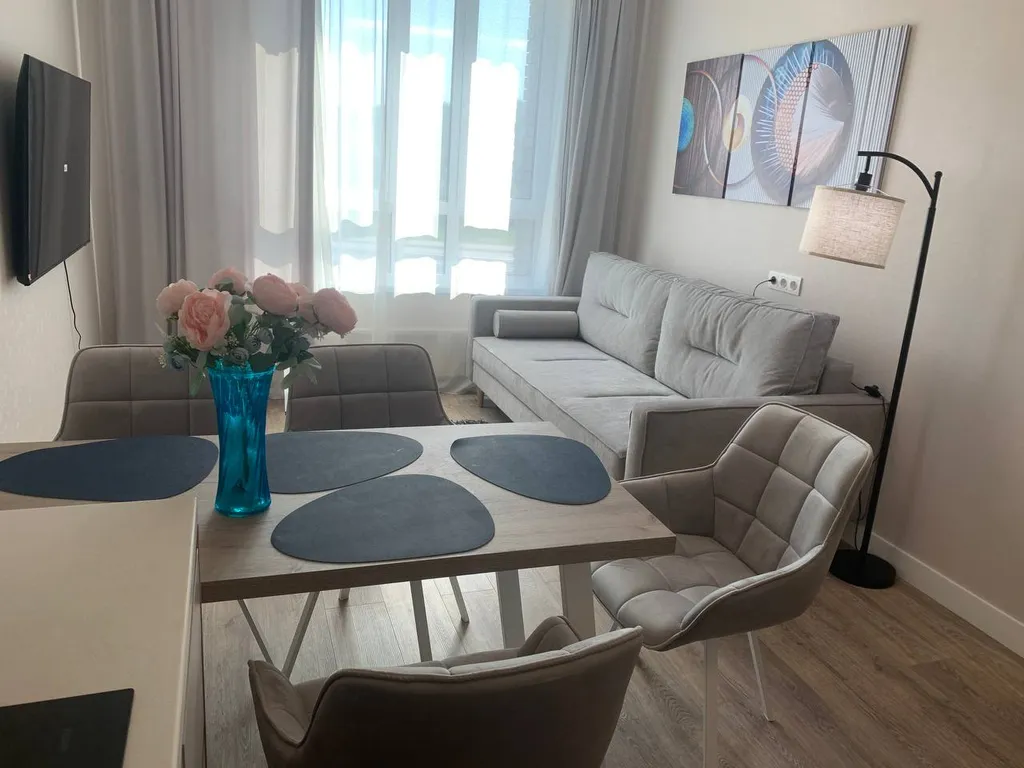 Евродвушка у Мещерского парка