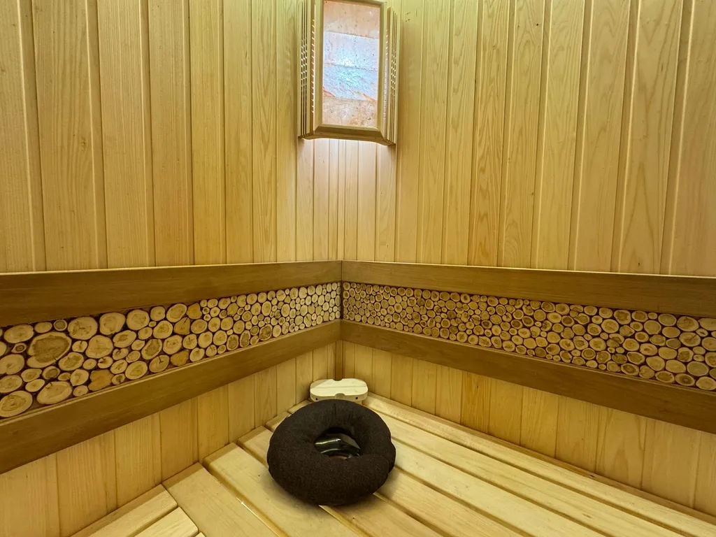 Загородная вилла в лесу