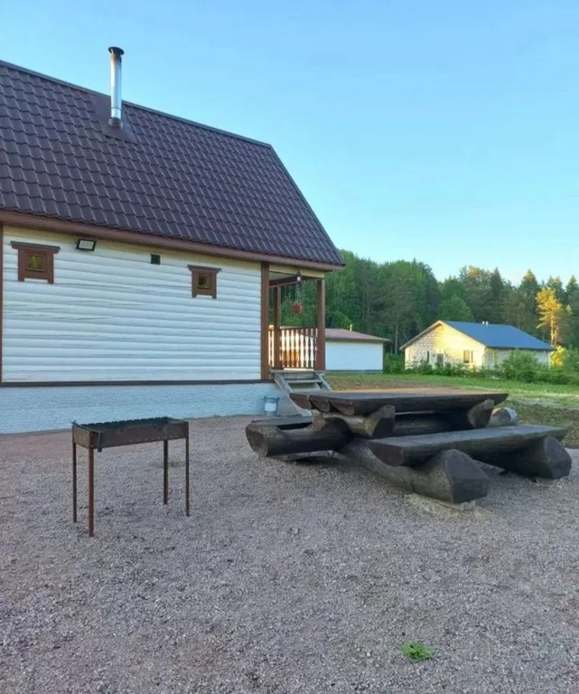 Дом-баня с видом на лес