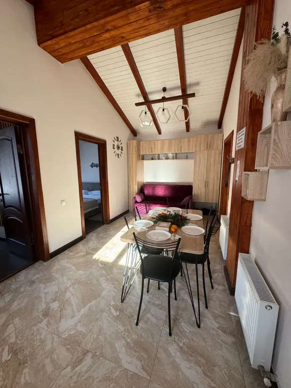 Коттедж Трёхкомнатные апартаменты с видом на горы — Архыз