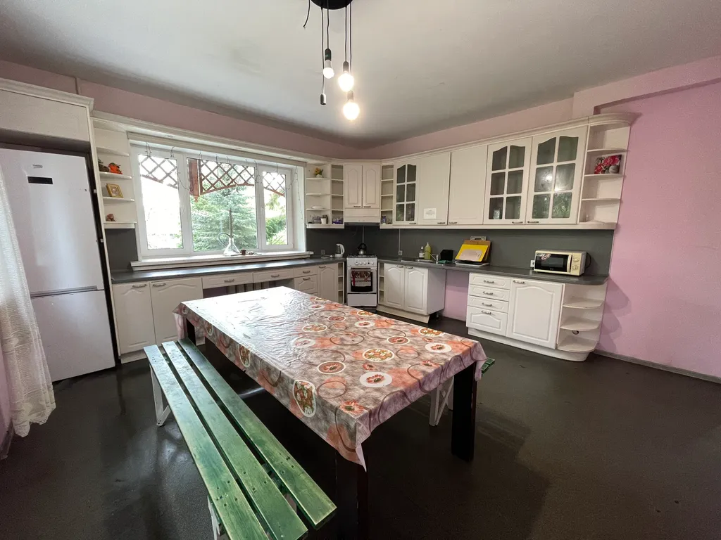 6-комнатный Дом