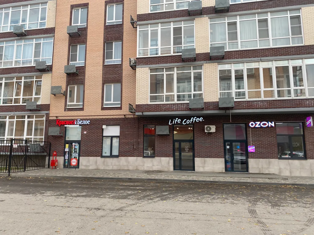 Яркая уютная студия с закрытой территорией