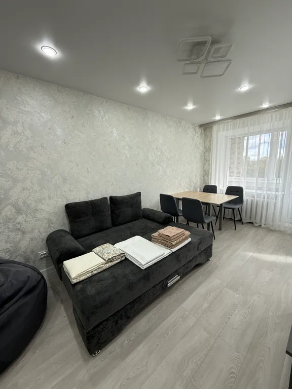 Уютная 3-комнатная квартира в хорошем районе города с видом на Волгу