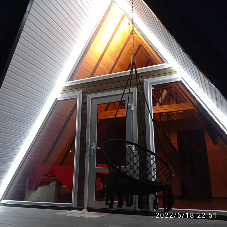 Коттедж Гостевой дом шале а-фрейм в ёлках с пятнистыми оленями и русской баней — Можайск