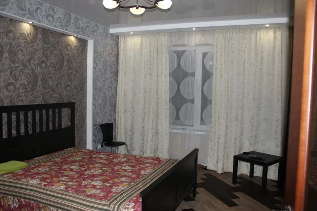 Квартира Улучшенные апартаменты в центре — Новосибирск