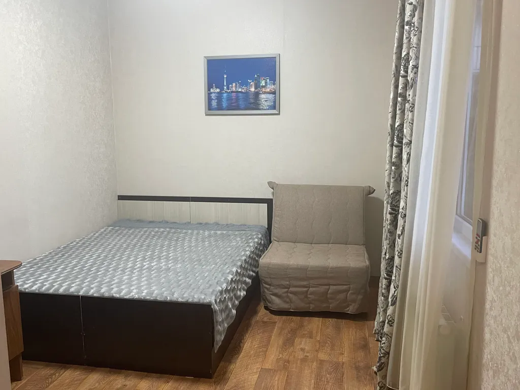 Квартира Семейный номер с ванной — аренда посуточно в Лоо