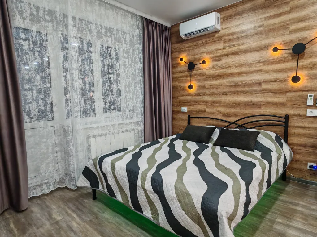 Двухкомнатные Апартаменты Люкс с Кондиционером и Бойлером в Центре