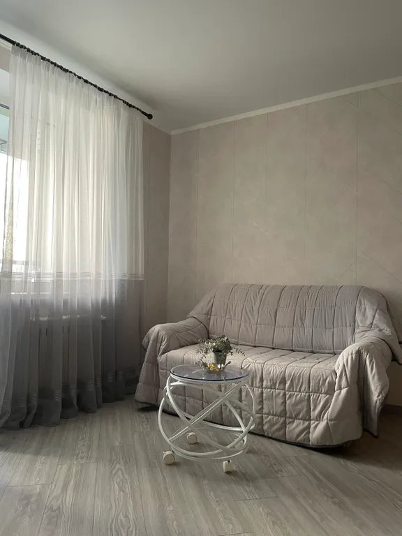 Квартира рядом с ЖД и центром города