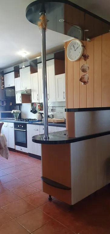 Уютная, трёхкомнатная квартира, на берегу моря