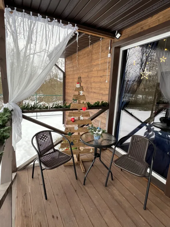 Коттедж Коттедж с сауной рядом с озером — Луга