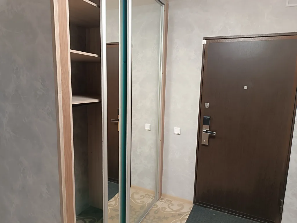 Просторная уютная двухкомнатная квартира с видом на парк