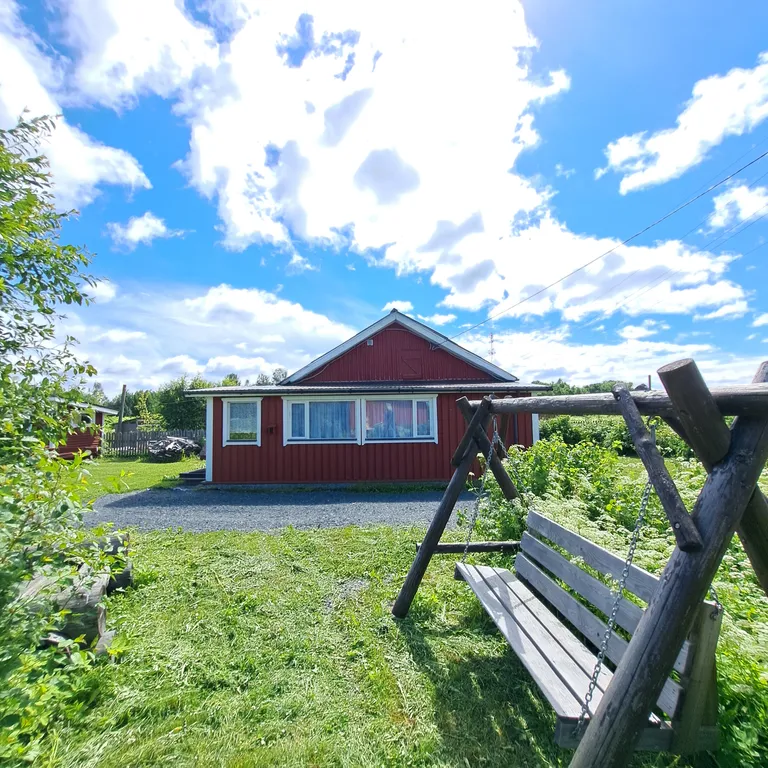 Коттедж Дом с качелями — аренда посуточно в Питкяранта