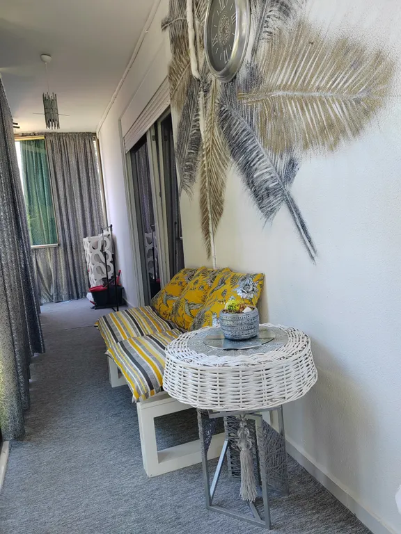 Шикарная двухкомнатная квартира со всеми удобствами