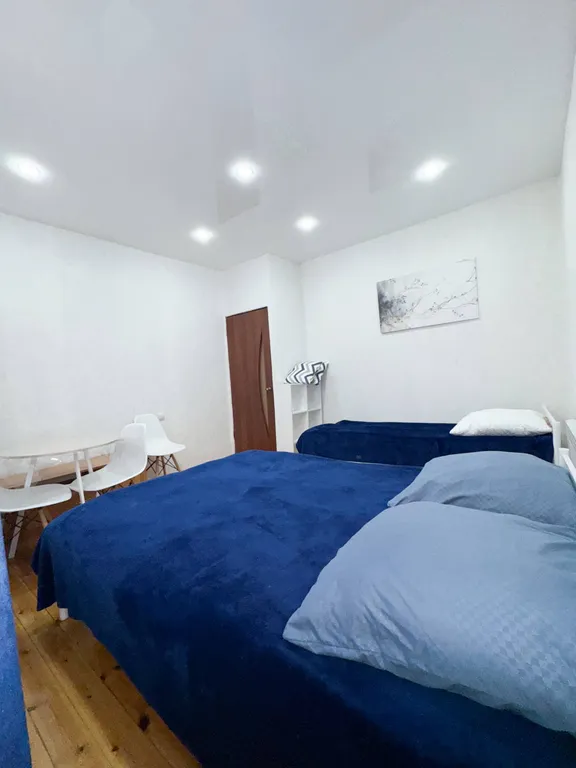 Дом в 3 минутах от источника.
Бесплатная парковка.
Большая кухня.