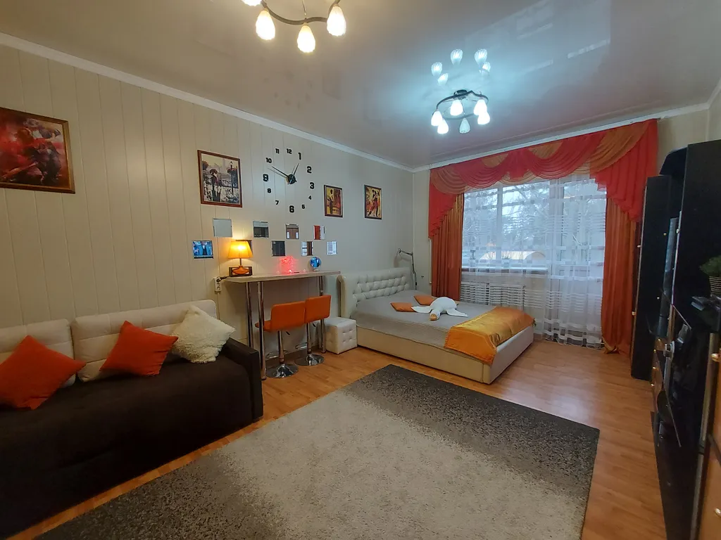 Коттедж Марианна с бильярдом, теннисом, сауной и бассейном