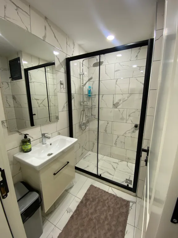 Cтильная eвpо-двушкa Elexus Тедже 2