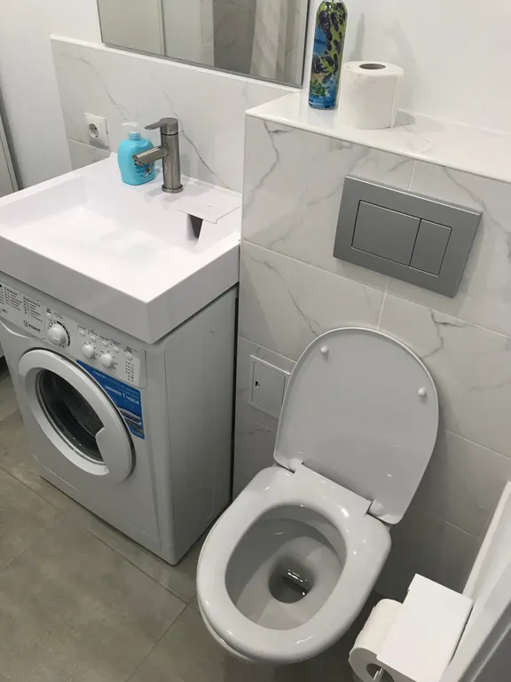 Уютная студия с новым ремонтом и мебелью