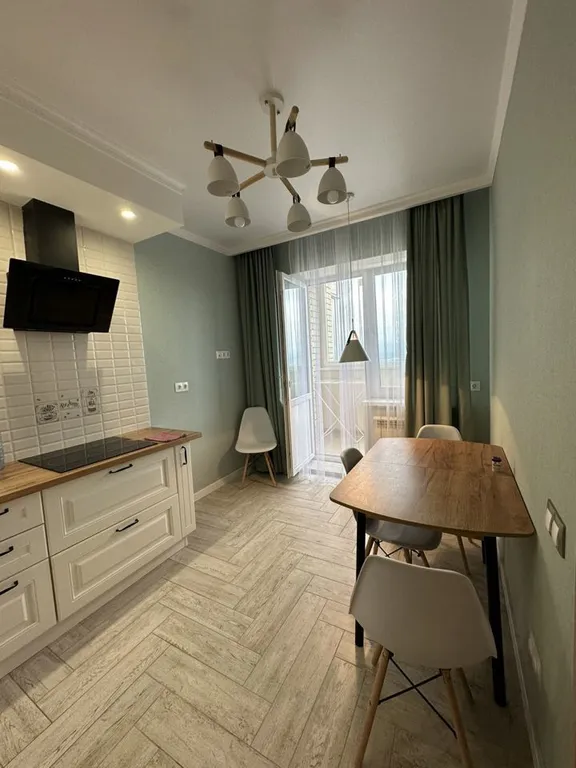 Вместительная однушка на Конструктора Грязева