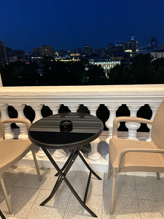 Рядом со старым городом