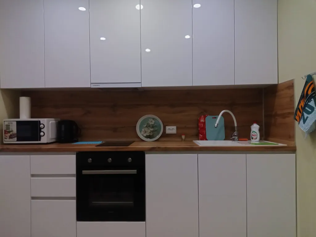 Светлая и уютная квартира с прекрасным видом на Волгу — аренда посуточно в Тольятти