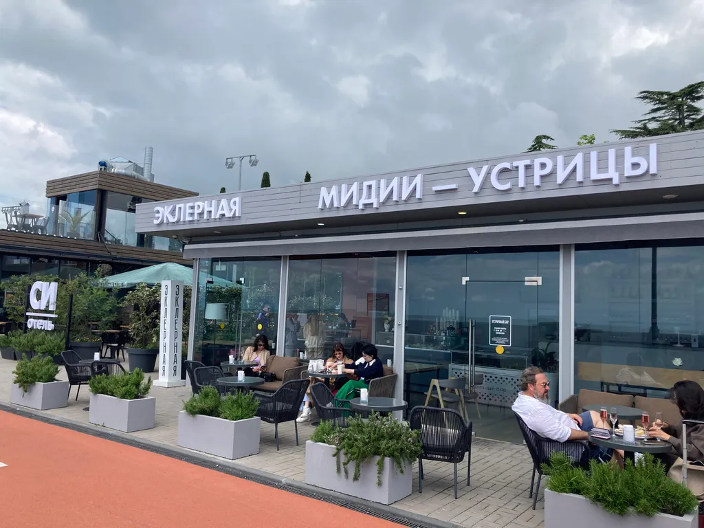 Новая студия 27м с видом на море и горы   в пешей доступности к пляжам