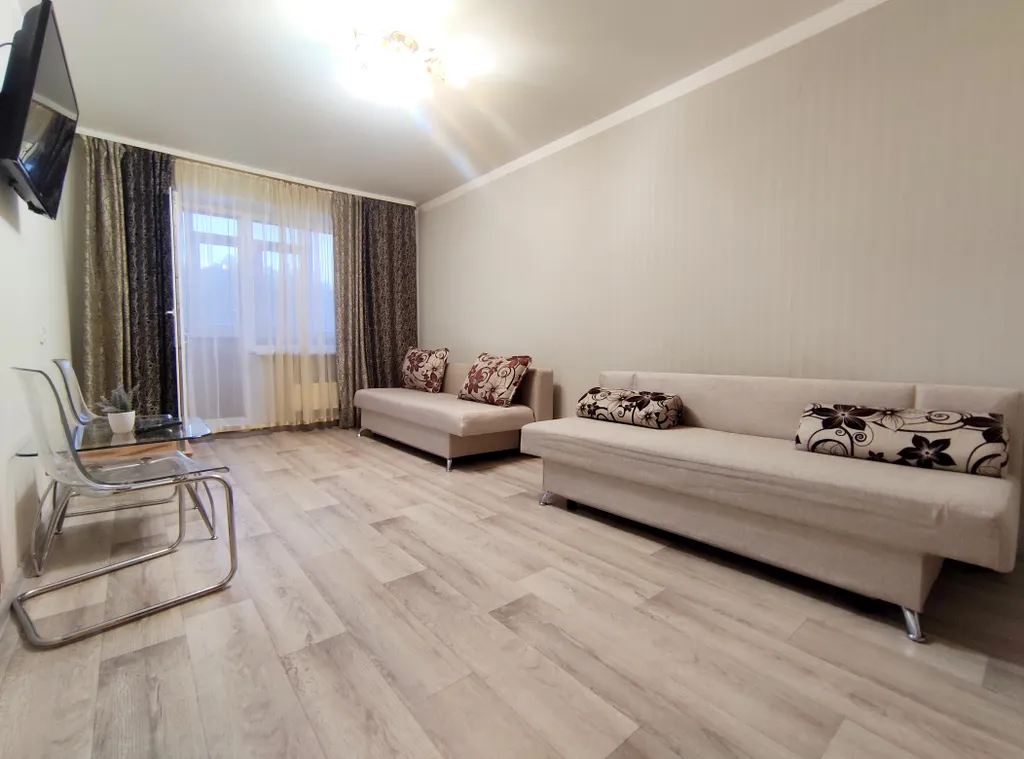 Шикарная квартира в центре — аренда посуточно в Ноябрьск