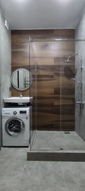 Квартира с балконом у моря