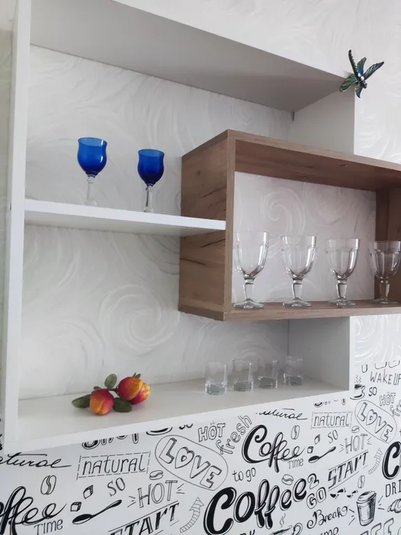 Тёплая Весна