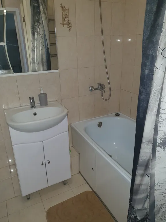 Квартира у глобуса