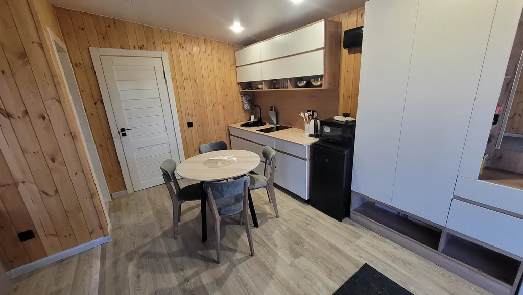 Уютный дом с видом на горы