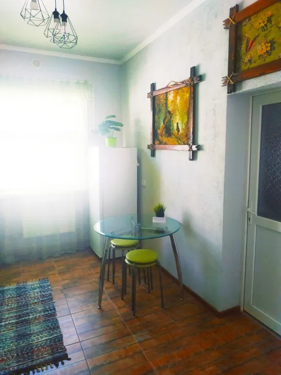 Двухкомнатный дом со своим двориком