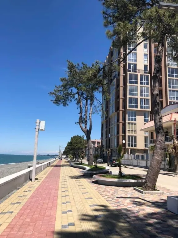 Апартамент на набережной с видом на море