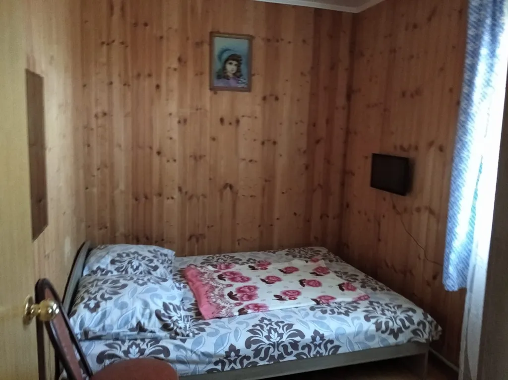 Квартира 3-х комнатный номер — аренда посуточно в Голубицкая