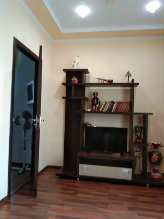 Уютная квартира в центре поселка