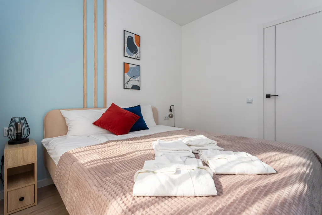 Квартира Стильные апартаменты в 100 метрах от моря с панорамной лоджией — Пионерский