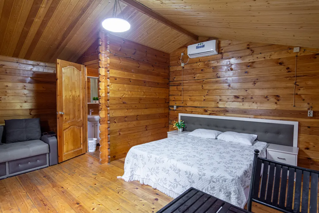 Современный деревянный дом из бруса